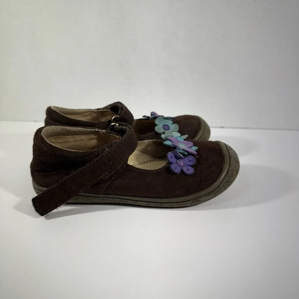 Toddler Girl‎ Size 10 Cherokee Brand Suede Adjustable Strap Floral Shoes (CE)